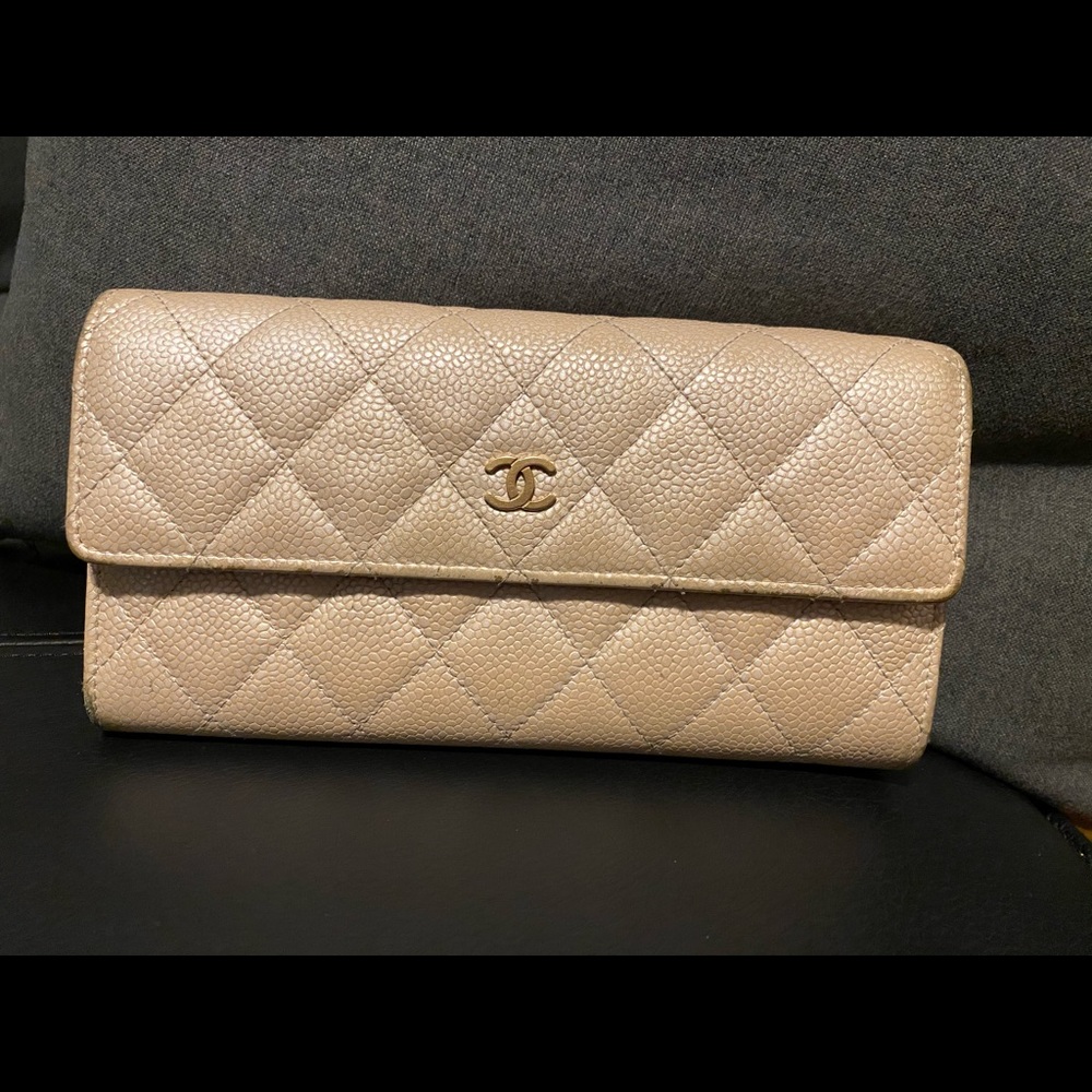 Used Beige Gold Chanel wallet